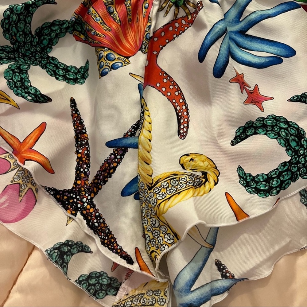 Versace Tresor La Mer Silk Twill Ruffle Shorts - Picture 4 of 9